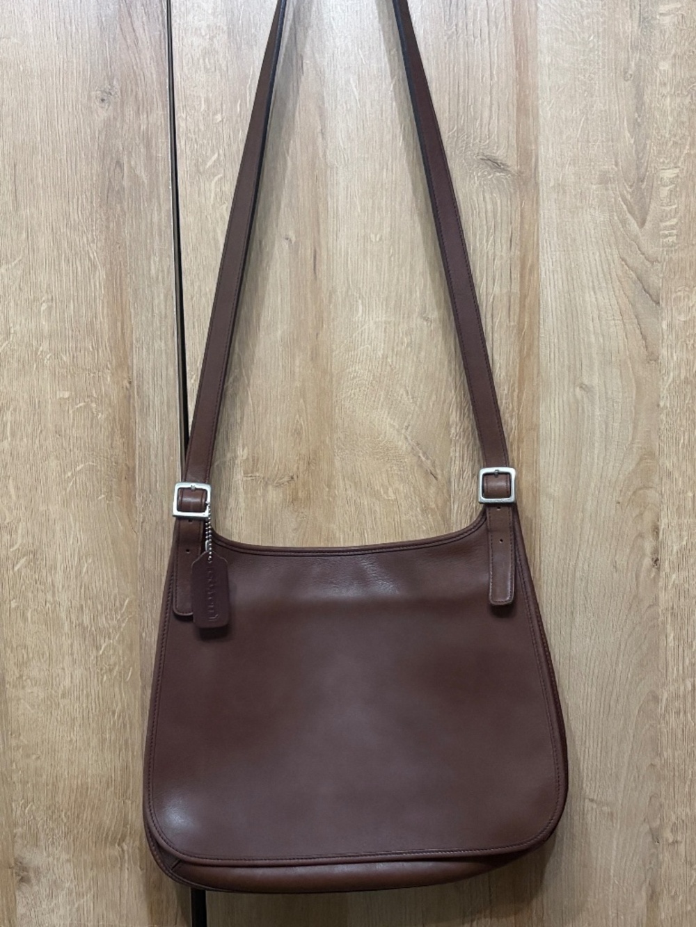 Vintage COACH Hippie Flap Crossbody Saddle Bag Brown Leather 9134 Costa Rica EUC